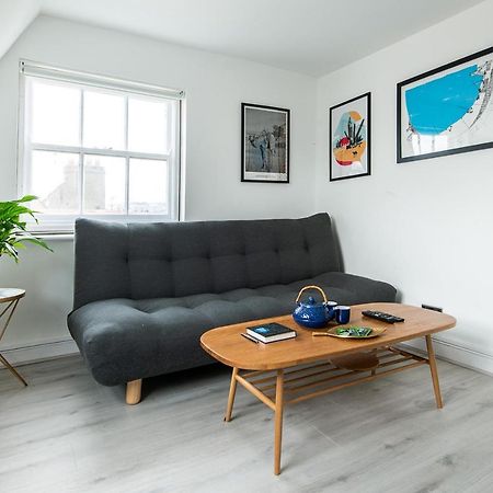 Central One-Bedroom, 99 Steps To The Sea Hove Exterior foto